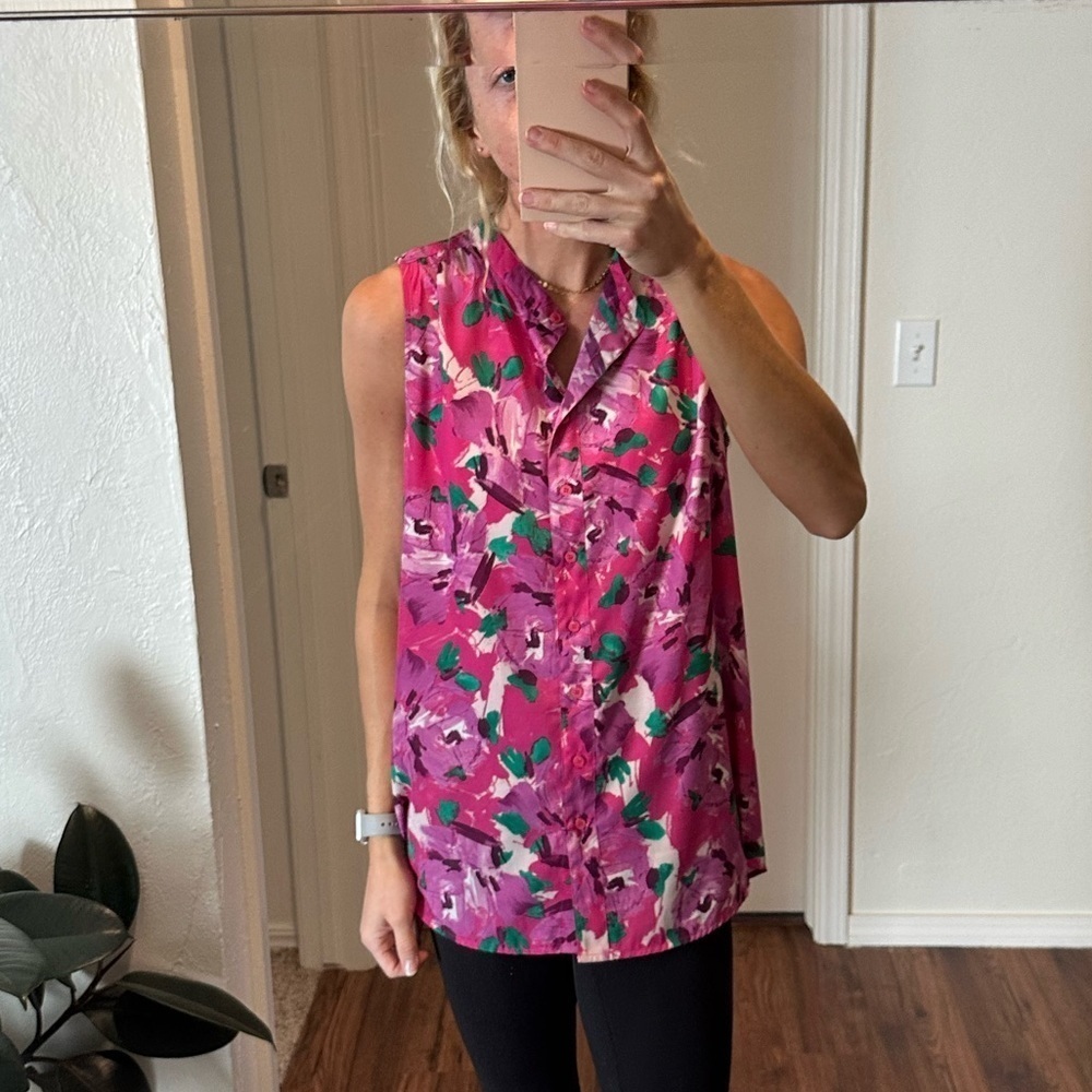 🌟SALE🌟 JCREW sleeveless floral button down blouse​​​​​​ - Picture 2 of 6